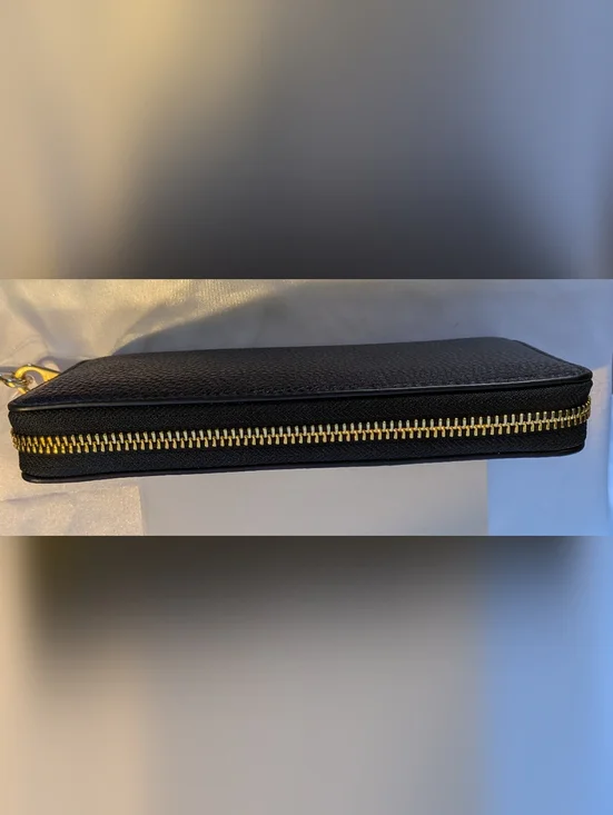 New! Coach Black Pebble Leather Large Zip Around Wallet - Picture 4 of 6